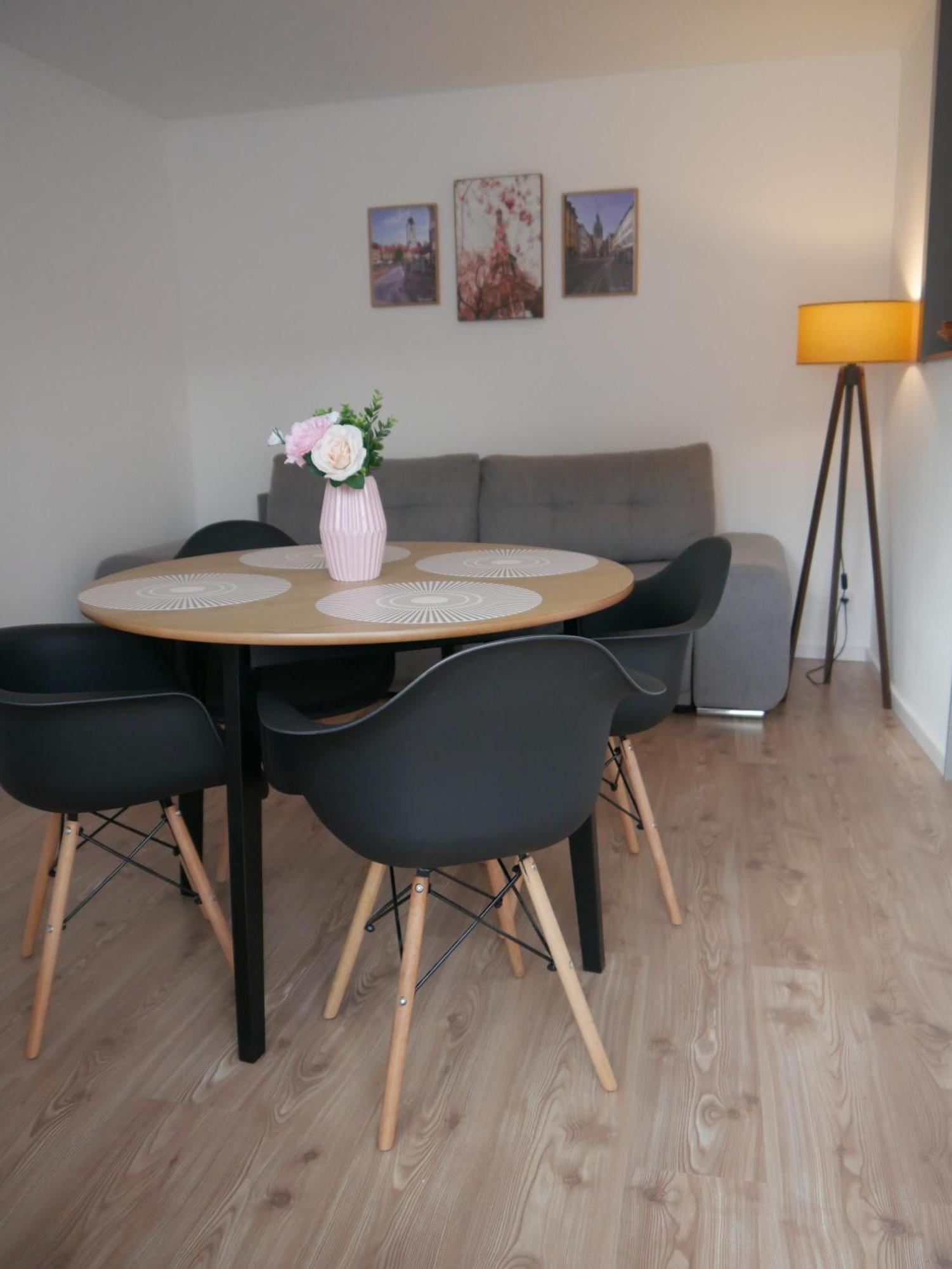 Free Garage In The Center-Delicia 4 Studio! Sibiu Bagian luar foto
